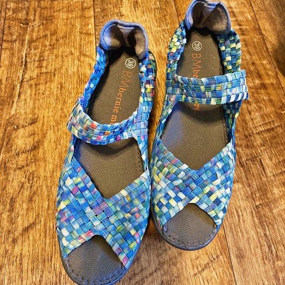 Bernie Mev Cuddly Woven Mary Jane Flats BlueMulti Color Women's Size 39/8.5 - Picture 2 of 10